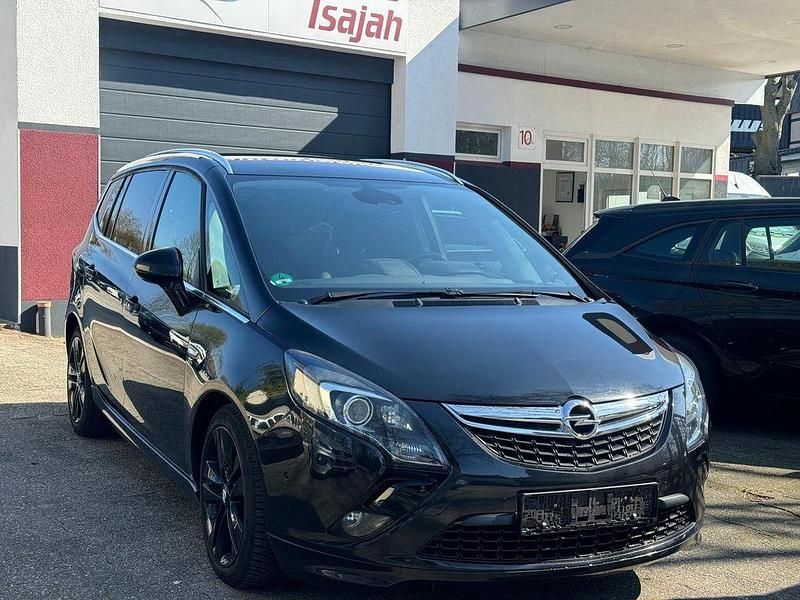 Gebraucht Opel Zafira OPC 131 PS (96 kW) 2016 Van / Kleinbus