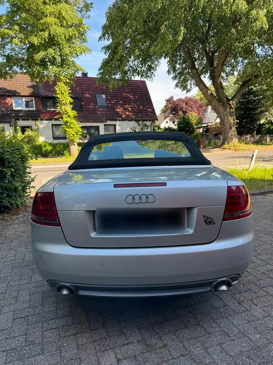Gebraucht Audi A4 Cabriolet S-Line 140 PS (102 kW) 2009 Grau Cabrio