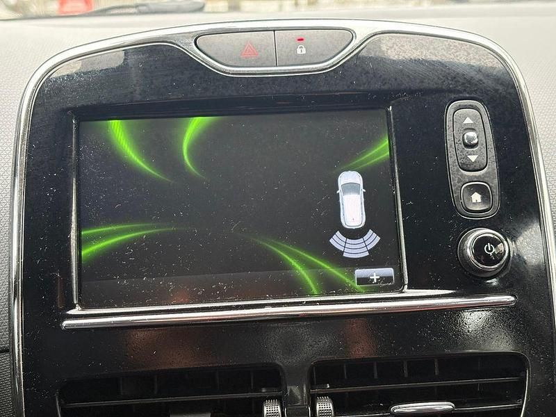 Gebraucht Renault Clio IV Expression 75 PS (55 kW) 2015 Weiß Limousine