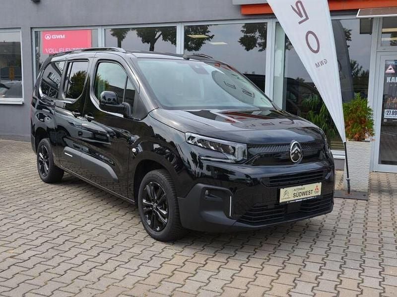 Gebraucht Citroën Berlingo 131 PS (96 kW) 2024 Schwarz metallic Van / Kleinbus