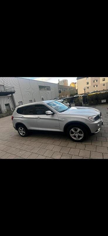 Gebraucht BMW X3 185 PS (136 kW) 2012 Silber SUV