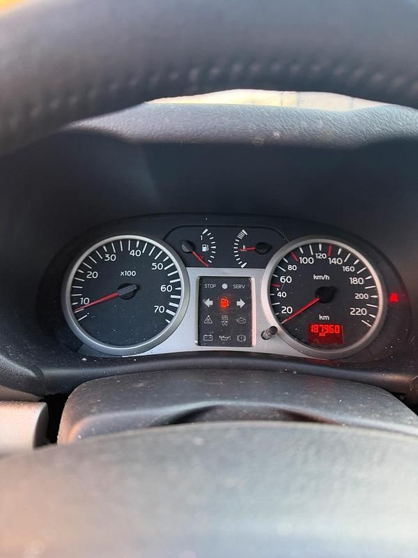 Gebraucht Renault Clio II 75 PS (55 kW) 2003 Schwarz Limousine