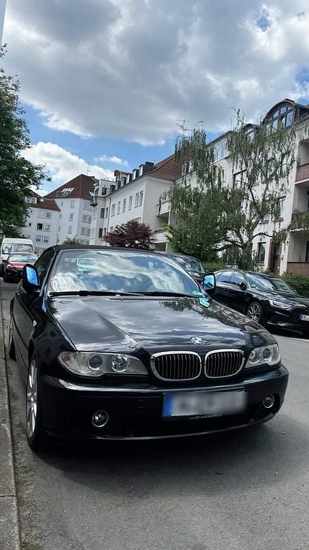 Schwarz Gebraucht 2006 BMW 325 Cabriolet Cabrio | 15.000 € (Etwas zu teuer) - Bild 1/4