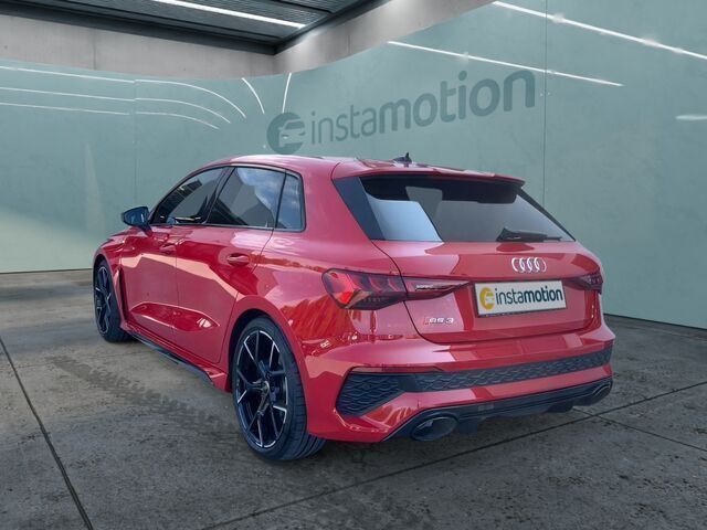 Gebraucht Audi RS3 400 PS (294 kW) 2022 Rot Limousine