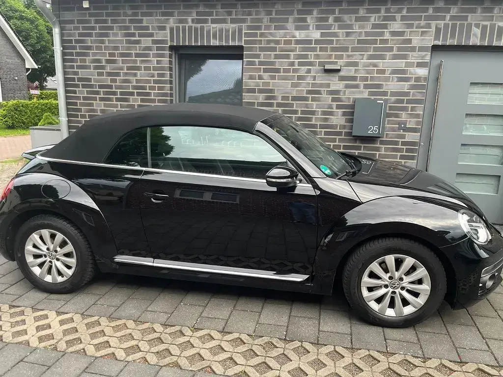 Gebraucht VW Beetle 105 PS (77 kW) 2018 Schwarz Kleinwagen