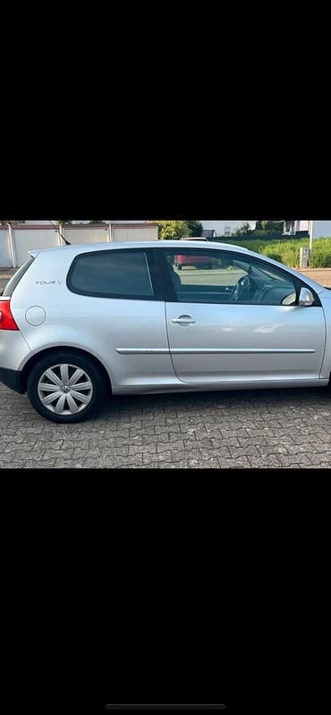 Gebraucht VW Golf V 80 PS (58 kW) 2007 Silber Kleinwagen