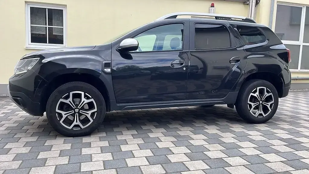 Używany Dacia Duster Prestige 116 KM (85 kW) 2019 Czarny SUV