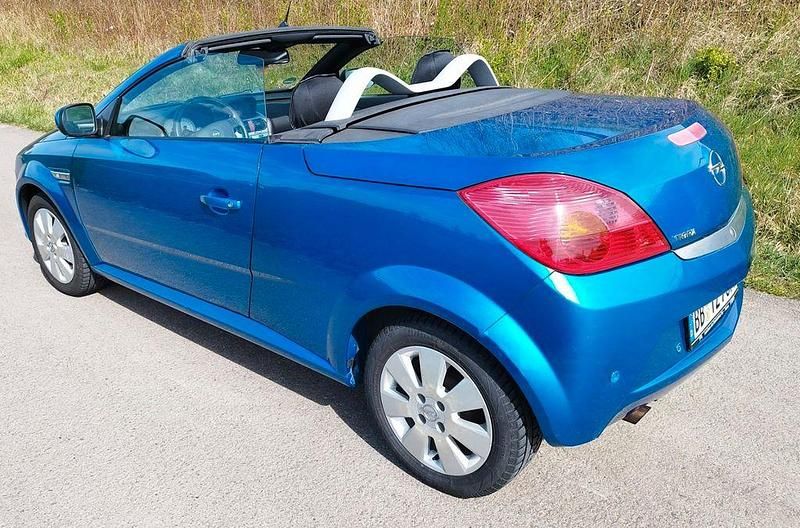 Gebraucht Opel Tigra 90 PS (66 kW) 2008 Blau Cabrio