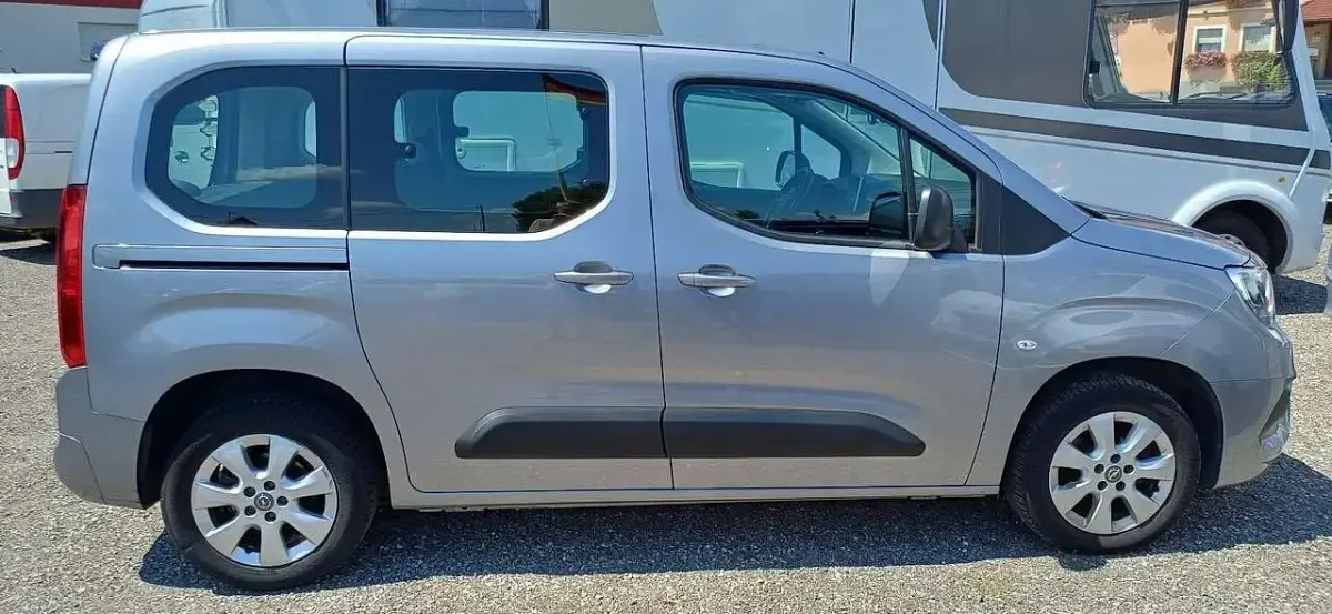 Gebraucht Opel Combo Life Edition 102 PS (75 kW) 2022 Grau Van / Kleinbus