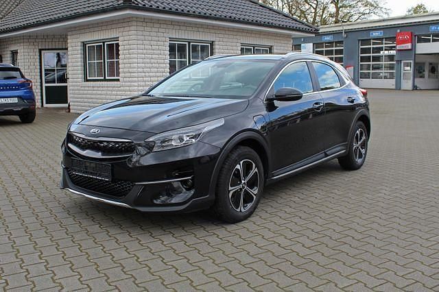 Schwarz Gebraucht 2020 Kia XCeed Vision SUV | 18.990 € (Fairer Preis) - Bild 1/4