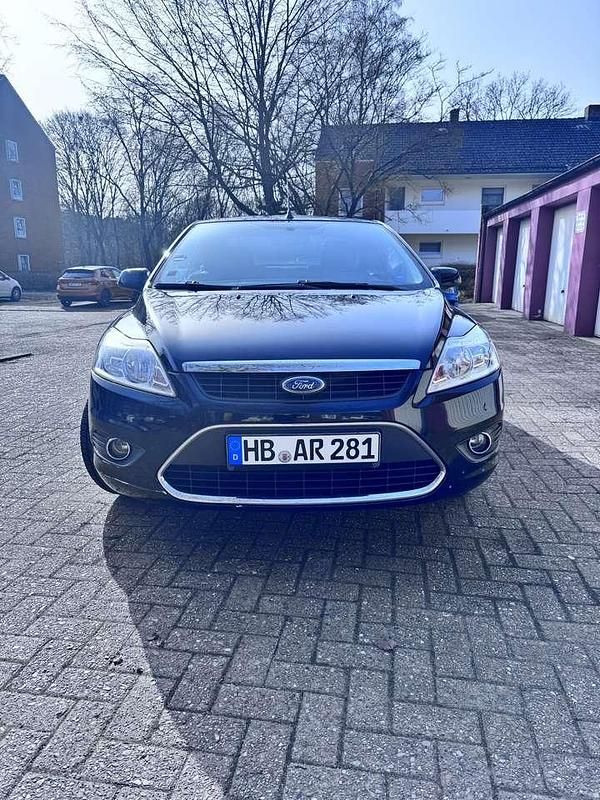 Gebraucht Ford Focus Cabriolet Trend 145 PS (106 kW) 2010 Schwarz Cabrio