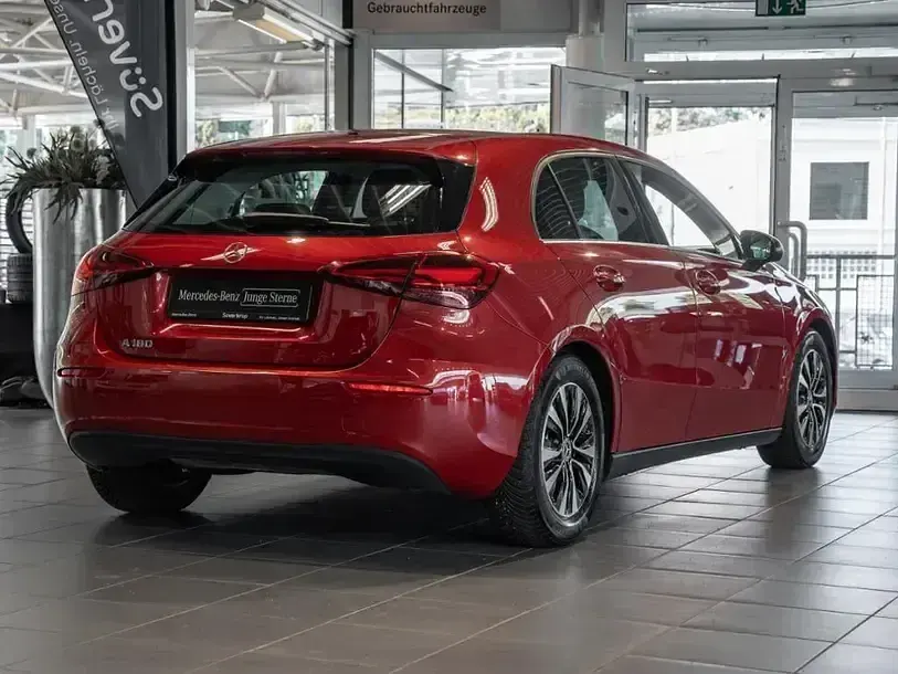 Gebraucht Mercedes A180 136 PS (100 kW) 2024 Andere