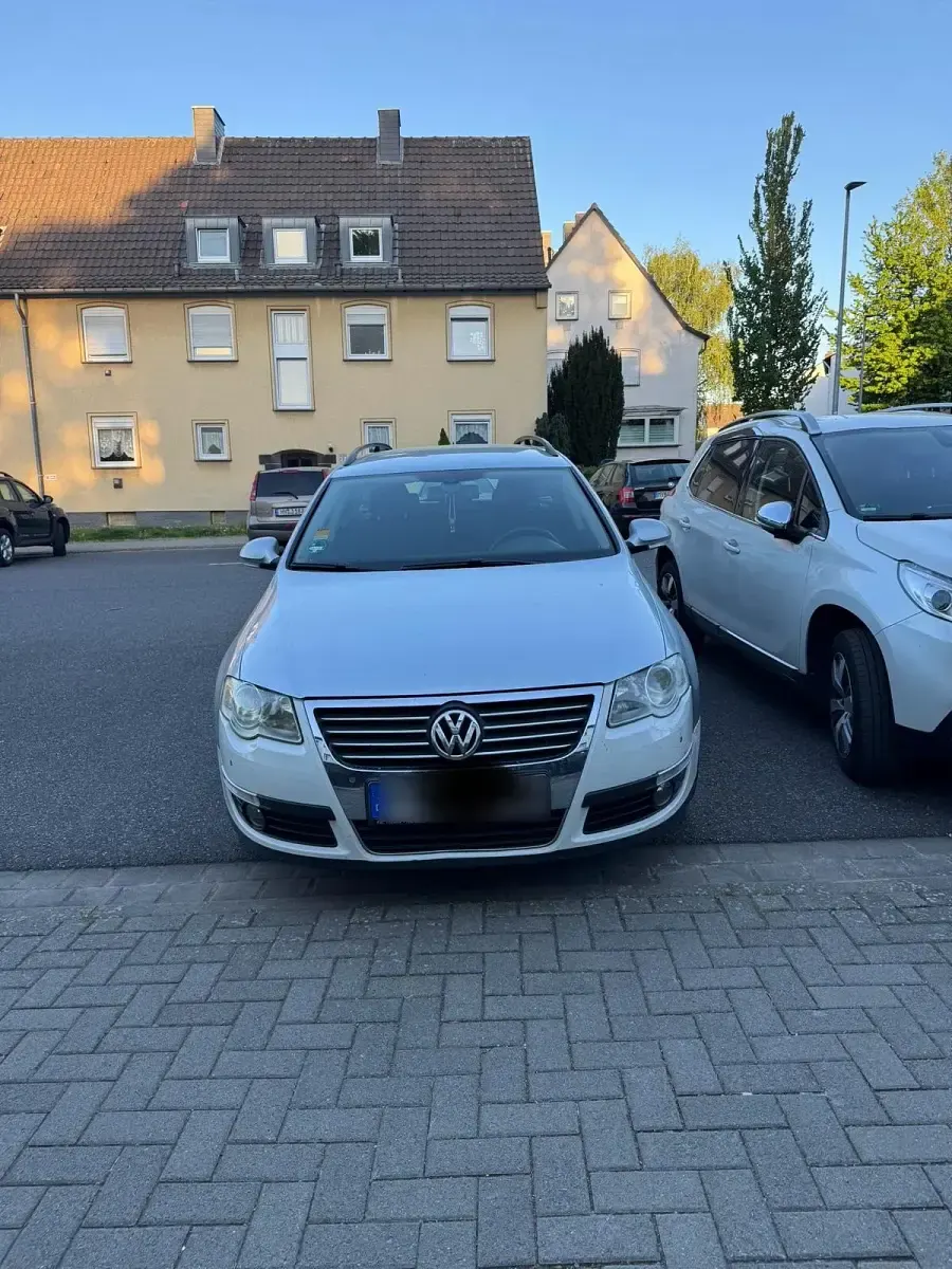 Usata VW Passat 140 CV (102 kW) 2009 Argento Station wagon
