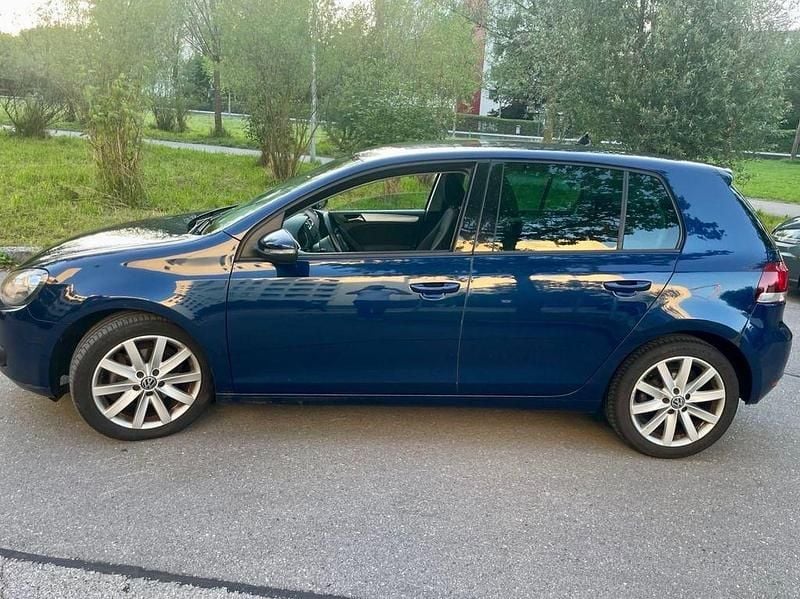 Blau Gebraucht 2009 VW Golf VI Highline Limousine | 3.350 € (Superpreis) - Bild 1/4