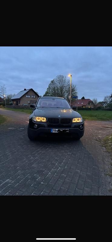 Schwarz Gebraucht 2006 BMW X3 SUV | 6.000 € (Etwas zu teuer) - Bild 1/4