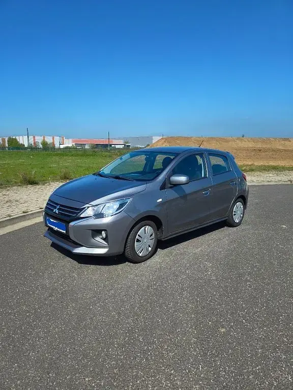 Gebraucht Mitsubishi Space Star Select 71 PS (52 kW) 2023 Grau Kleinwagen