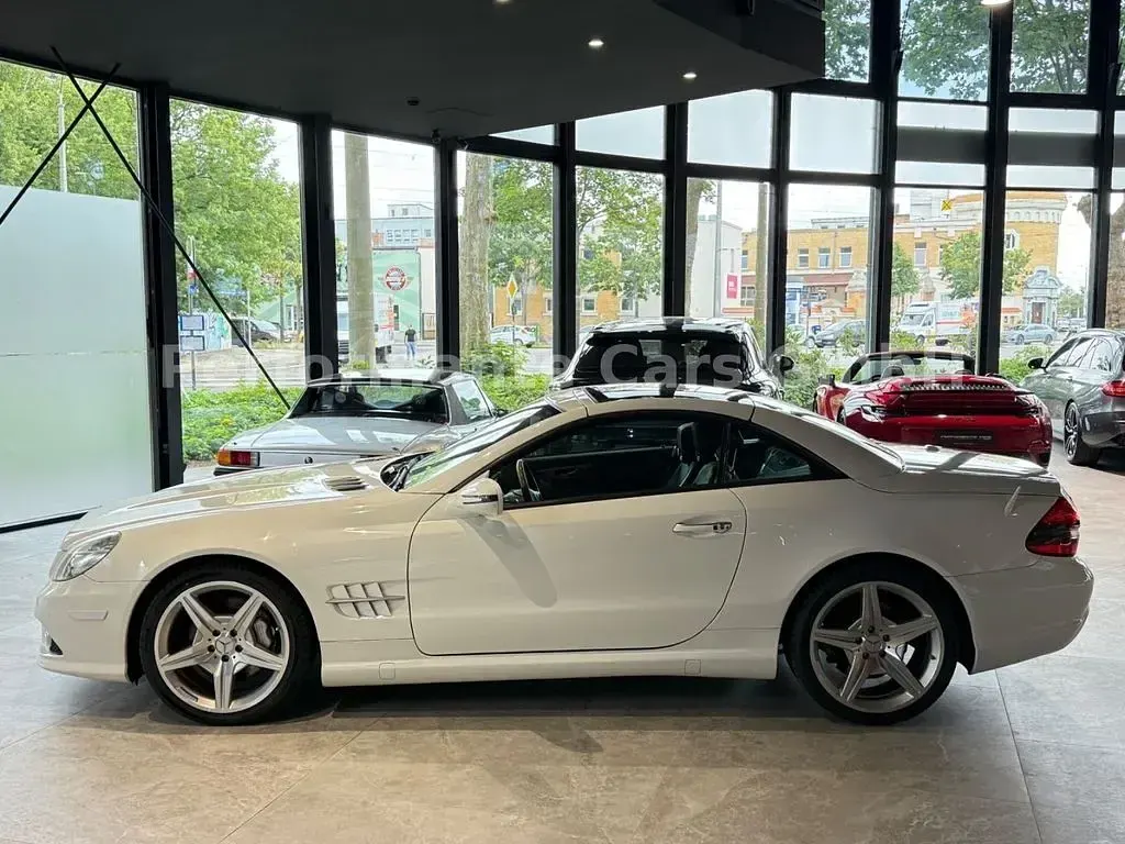 Gebraucht Mercedes SL500 AMG 387 PS (284 kW) 2009 Weiß Cabrio