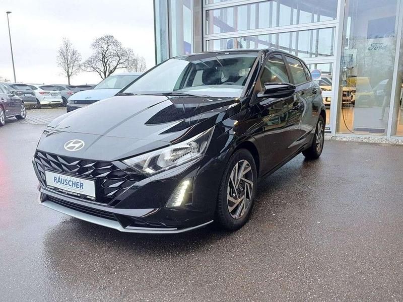 Phantom black mineraleffekt Neu 2025 Hyundai i20 Trend Kleinwagen | 23.590 € (Fairer Preis) - Bild 1/4