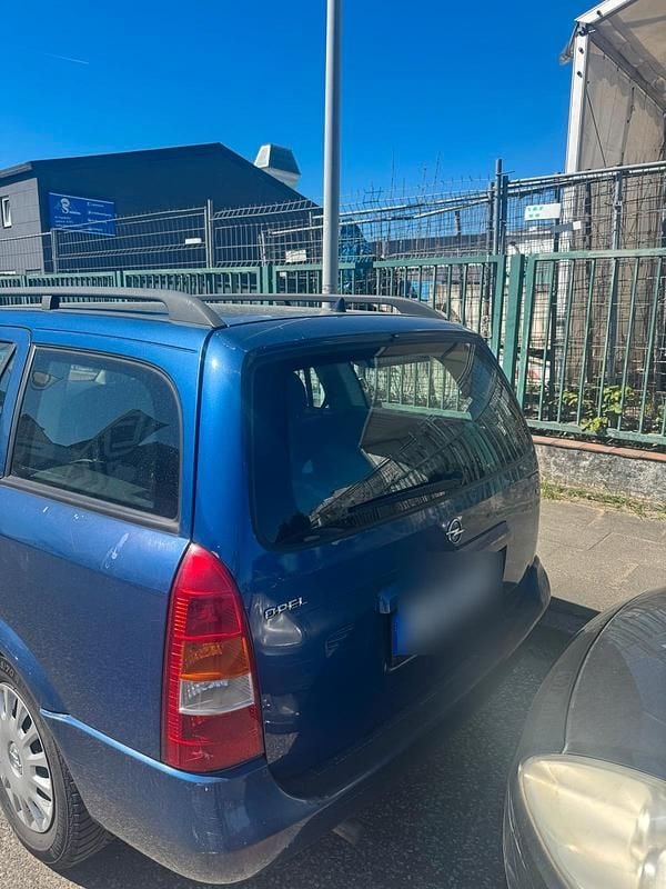 Gebraucht Opel Astra 116 PS (85 kW) 2002 Blau Kombi