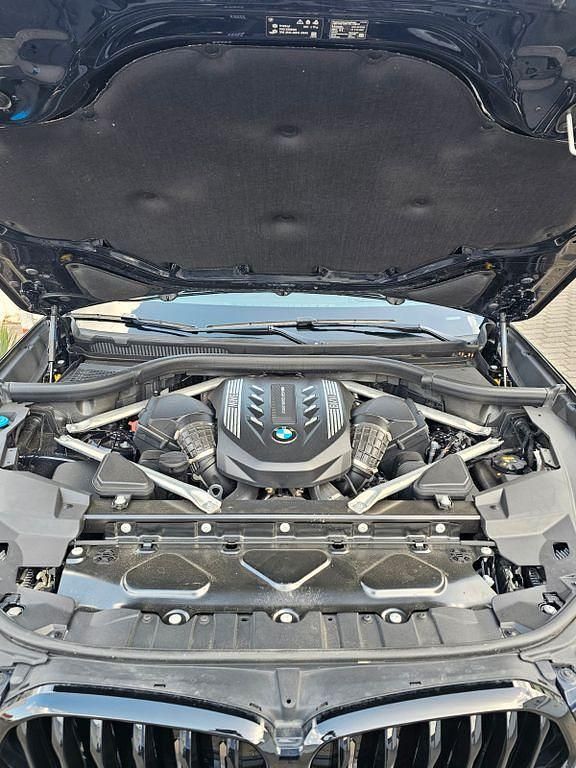 Gebraucht BMW X6 M50 Performance 530 PS (389 kW) 2022 Schwarz SUV