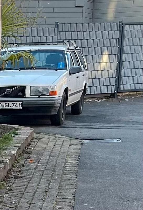 Weiß Gebraucht 1990 Volvo 740 Kombi | 2.999 € - Bild 1/1