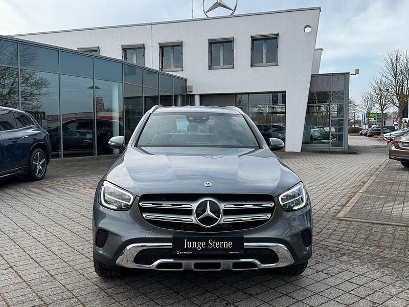 Gebraucht Mercedes GLC300e Exclusive 306 PS (225 kW) 2021 Metalliclack selenitgrau SUV