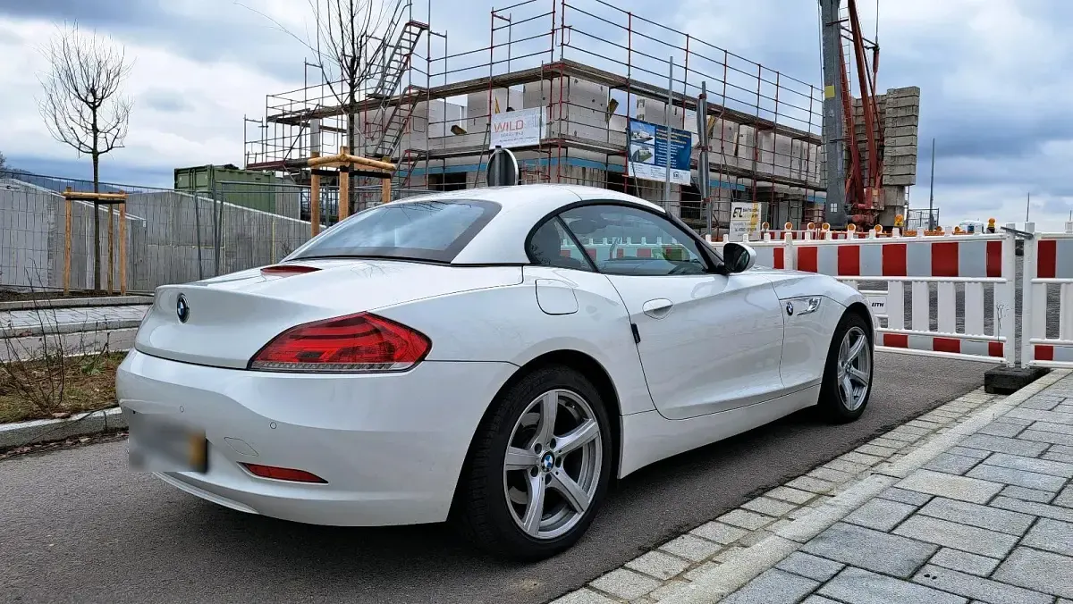 Gebraucht BMW Z4 Basis 156 PS (114 kW) 2013 Weiß Cabrio
