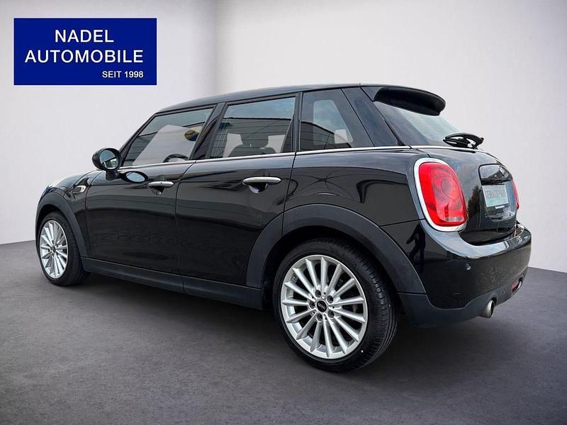 Gebraucht Mini Cooper 136 PS (100 kW) 2018 Schwarz Kleinwagen