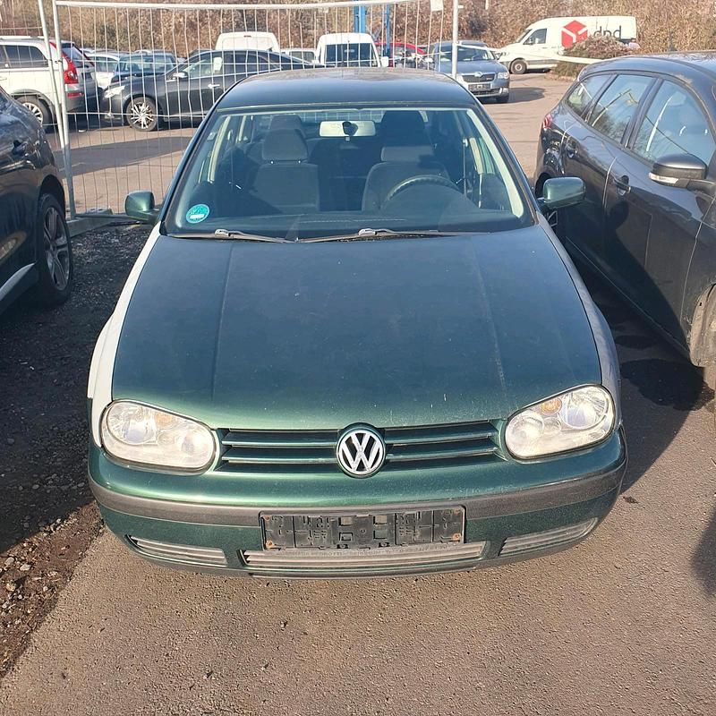 Gebraucht VW Golf IV 75 PS (55 kW) 1998 Grün Kleinwagen