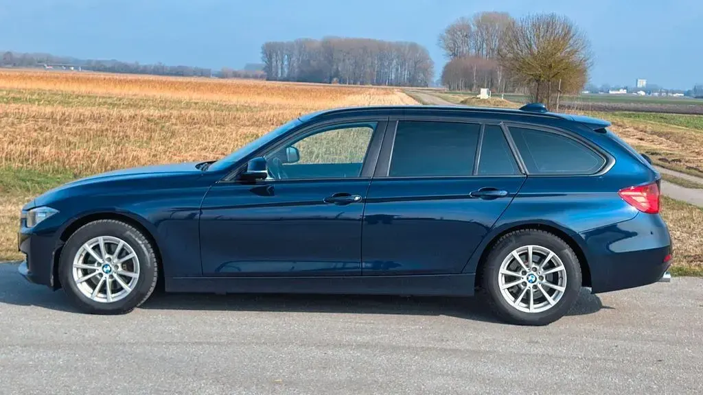 Gebraucht BMW 320 Cabriolet 184 PS (135 kW) 2013 Blau Cabrio