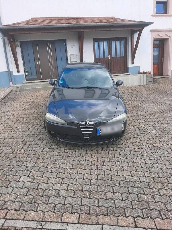 Schwarz Gebraucht 2006 Alfa Romeo 147 Kleinwagen | 2.000 € (Fairer Preis) - Bild 1/4