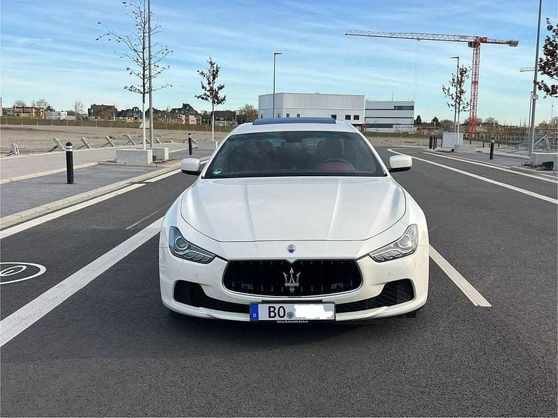 Gebraucht Maserati Ghibli 275 PS (202 kW) 2014 Weiß Limousine