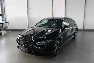 Gebraucht Mercedes CLA250 AMG Line Premium Plus 163 PS (119 kW) 2023 Coupé