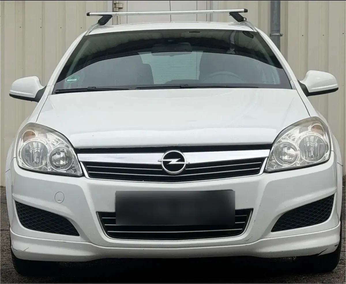 Gebraucht Opel Astra 116 PS (85 kW) 2010 Kombi