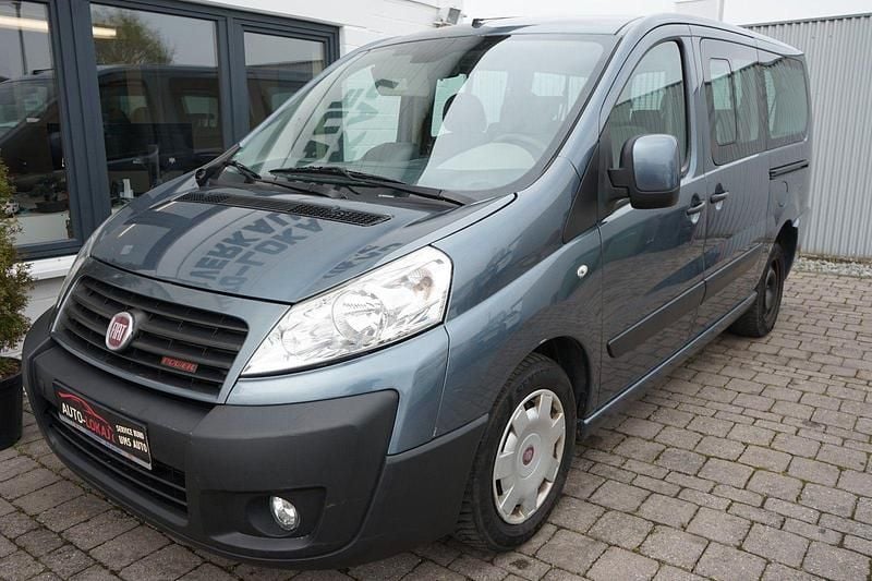 Grau Gebraucht 2010 Fiat Scudo Family Van / Kleinbus | 3.400 € - Bild 1/4