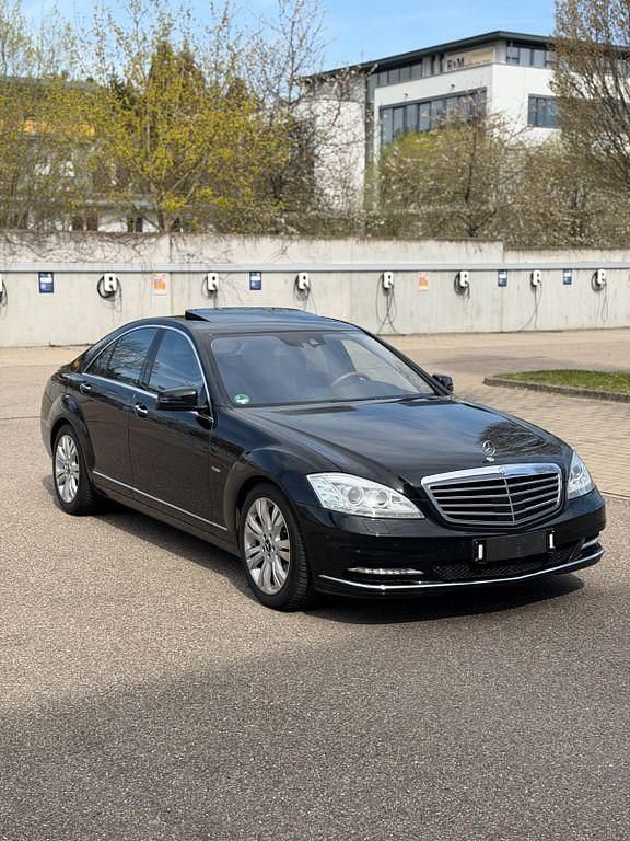 Gebraucht Mercedes S400 299 PS (219 kW) 2011 Schwarz Limousine