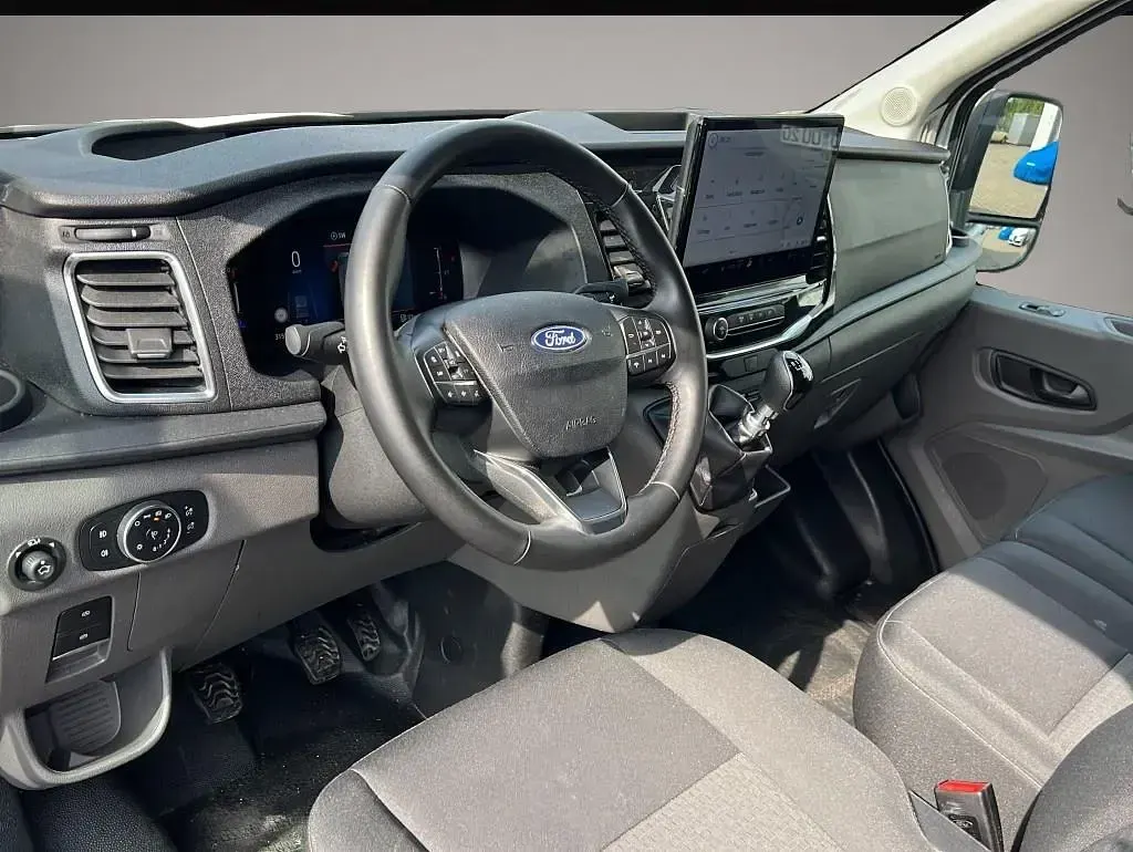 Gebraucht Ford Transit Trend 131 PS (96 kW) 2025 Manufacturer