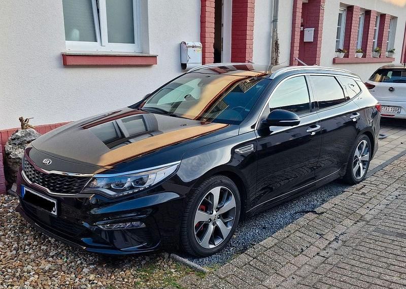 Gebraucht Kia Optima GT 238 PS (175 kW) 2018 Schwarz Kombi