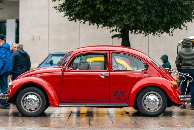 Rot Gebraucht 1984 VW Käfer | 9.000 € - Bild 1/4