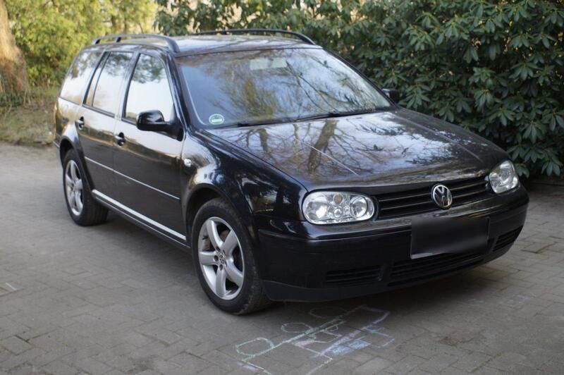 Schwarz Gebraucht 2006 VW Golf V Style Kombi | 1.950 € (Fairer Preis) - Bild 1/4