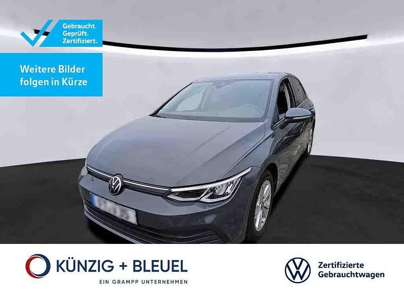 Grau Gebraucht 2020 VW Golf VII Life Limousine | 22.580 € (Teuer) - Bild 1/4