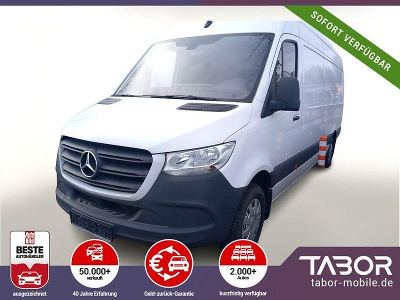 Weiß Gebraucht 2022 Mercedes 170 Van / Kleinbus | 43.688 € - Bild 1/4