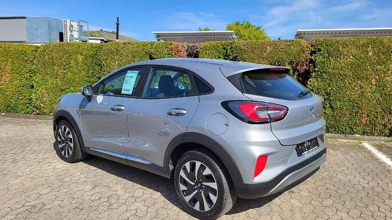 Gebraucht Ford Puma Titanium 125 PS (91 kW) 2022 Solarsilber SUV