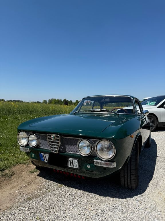 Grün Gebraucht 1977 Alfa Romeo GTV Coupé | 54.500 € - Bild 1/4