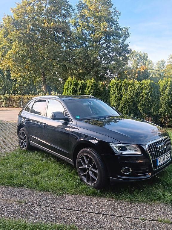 Schwarz Gebraucht 2016 Audi Q5 Sport SUV | 13.900 € (Superpreis) - Bild 1/4