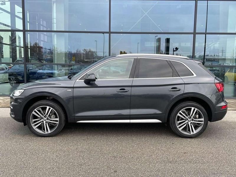 Second-hand Audi Q5 S-Line 190 CP (139 kW) 2019 Gri SUV