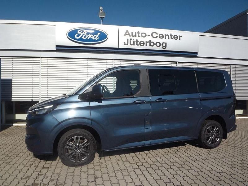 Blau Gebraucht 2024 Ford Tourneo Custom Titanium Van / Kleinbus | 48.890 € - Bild 1/4