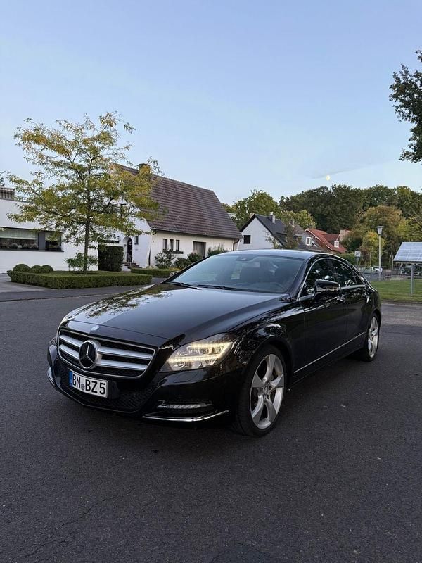 Schwarz Gebraucht 2013 Mercedes CLS350 Coupé | 16.499 € (Guter Preis) - Bild 1/4