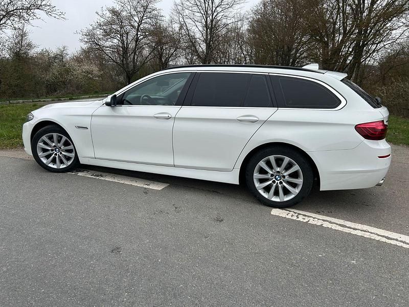 Gebraucht BMW 520 190 PS (139 kW) 2015 Weiß Kombi