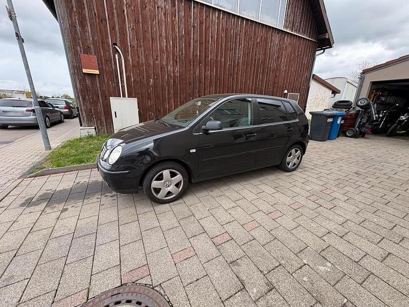 Gebraucht VW Polo 101 PS (74 kW) 2003 Schwarz Kleinwagen